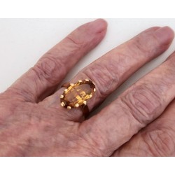 Bague or et citrine , très bel état. T. 52