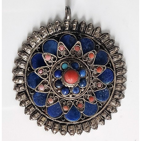 Médaillon ethnique argent et pierres fines , dont lapis lazili Ø 4,6 cm