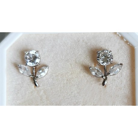 Boucles d'oreilles or blanc et oxydes de zirconium