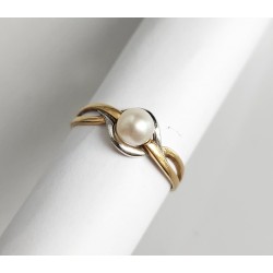 Bague or et perle, T. 54