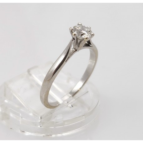 Bague or blanc 18 carats diamant solitaire 0,35 carat T.51